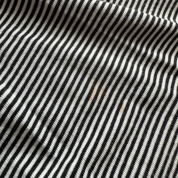 Lululemon black & white striped long sleeve top - Picture 11 of 13